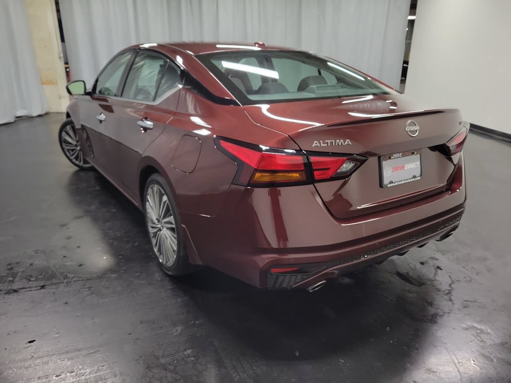 Used 2024 Nissan Altima 2.5 SL FWD image 6
