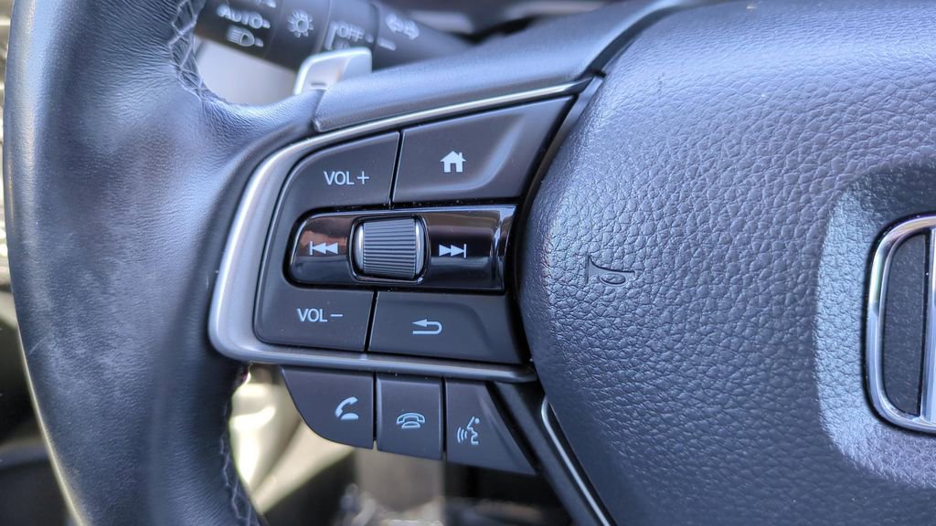 Used 2021 Honda Accord Touring image 25