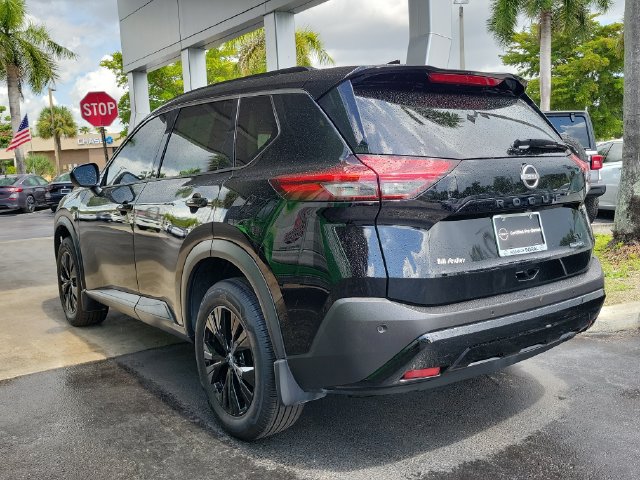 Used 2023 Nissan Rogue SV w/ SV Premium B Package FWD image 6