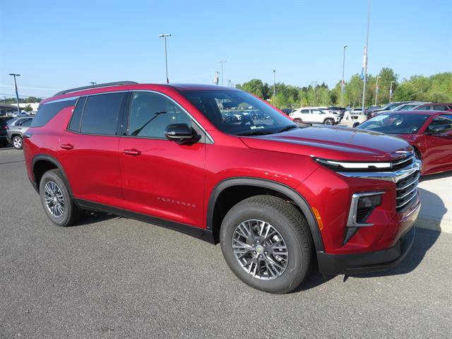 New 2026 Chevrolet Traverse LT w/ Driver Confidence Package image 3