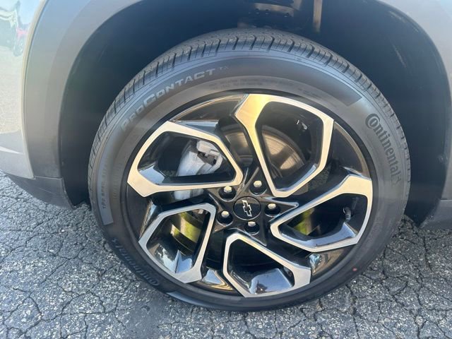 Certified 2024 Chevrolet Trax RS w/ Driver Confidence Package image 11