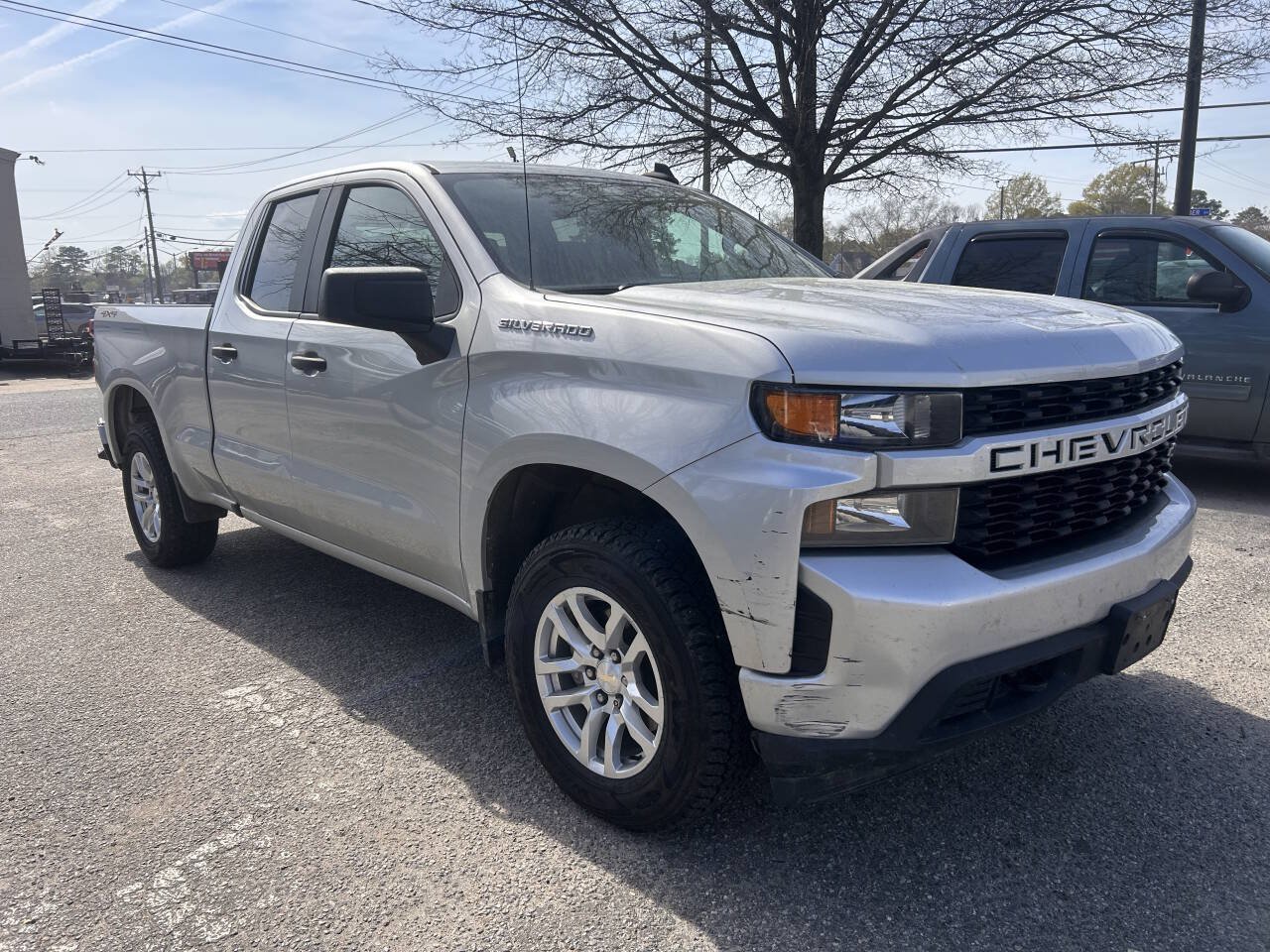 Used 2021 Chevrolet Silverado 1500 Custom AWD/4WD image 2