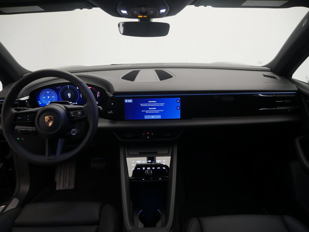 Certified 2026 Porsche Macan 4 Electric AWD/4WD image 30
