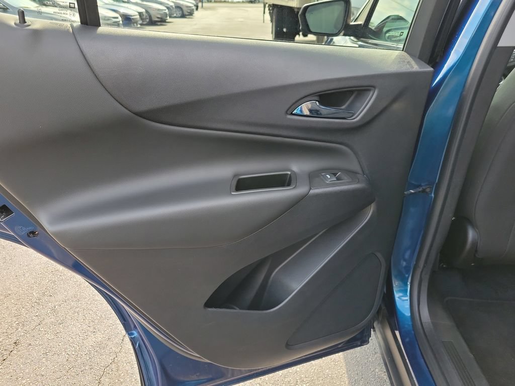 Used 2021 Chevrolet Equinox LT FWD image 17