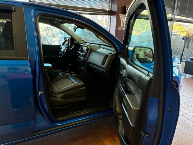 Used 2018 Chevrolet Colorado Z71 image 28