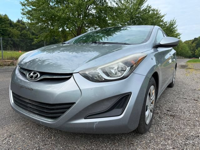 Used 2016 Hyundai Elantra SE FWD image 1