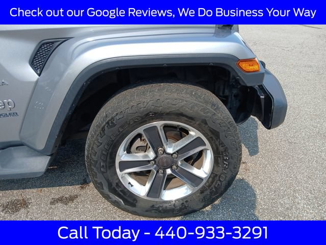 Used 2018 Jeep Wrangler Unlimited Sahara AWD/4WD image 13