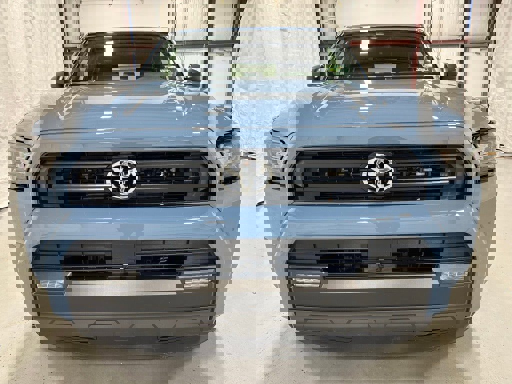 Used 2025 Toyota 4Runner SR5 image 2