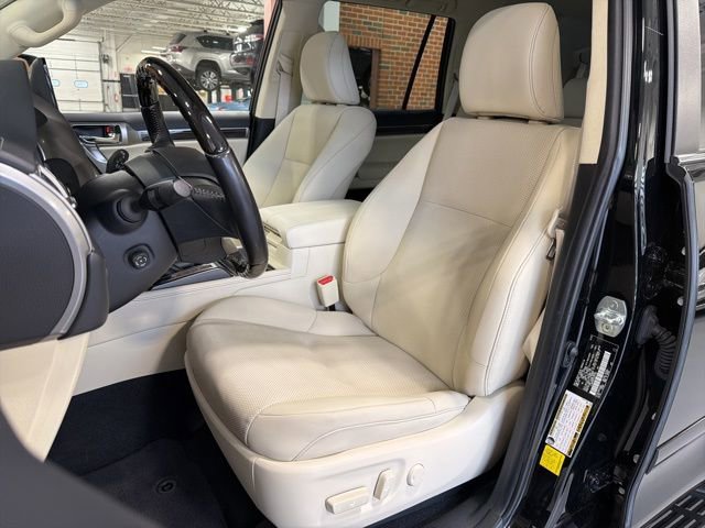 Used 2023 Lexus GX 460 Premium w/ Premium Plus Package image 14