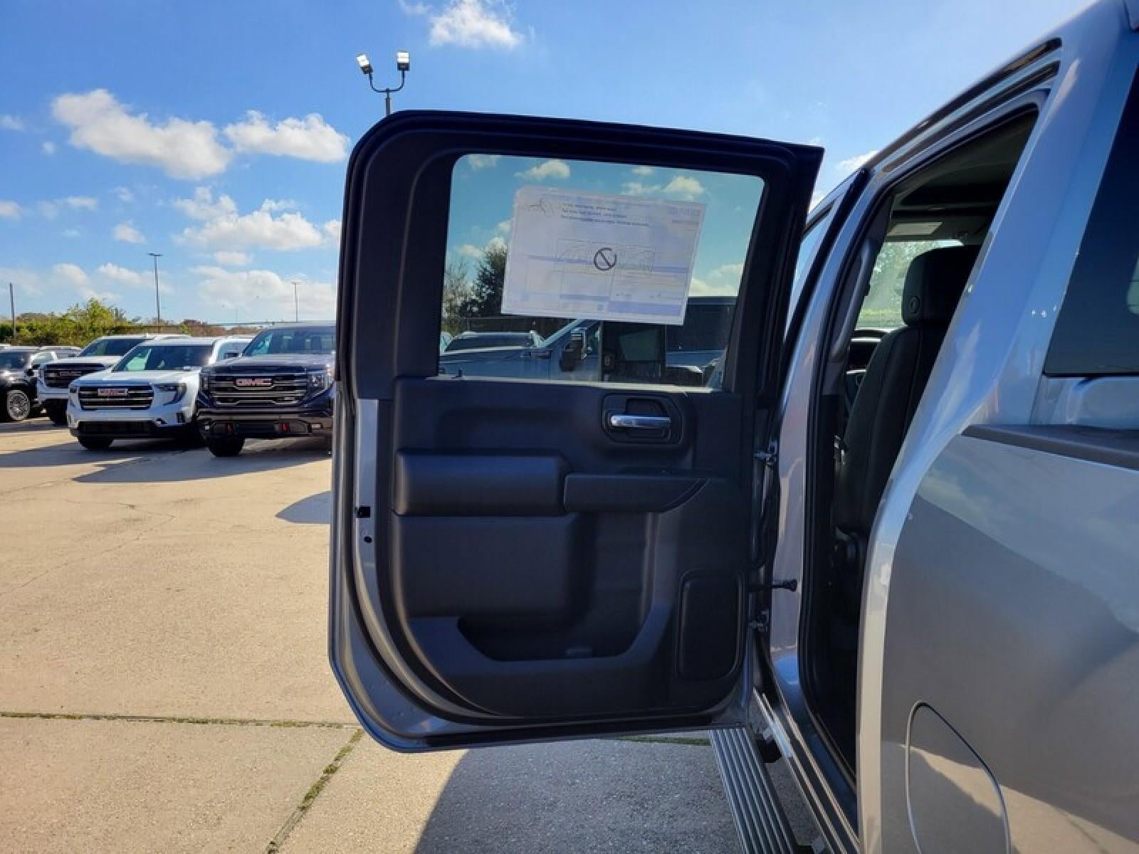 New 2026 GMC Sierra 2500 Pro w/ 1SA Pro Safety Plus Package AWD/4WD image 26