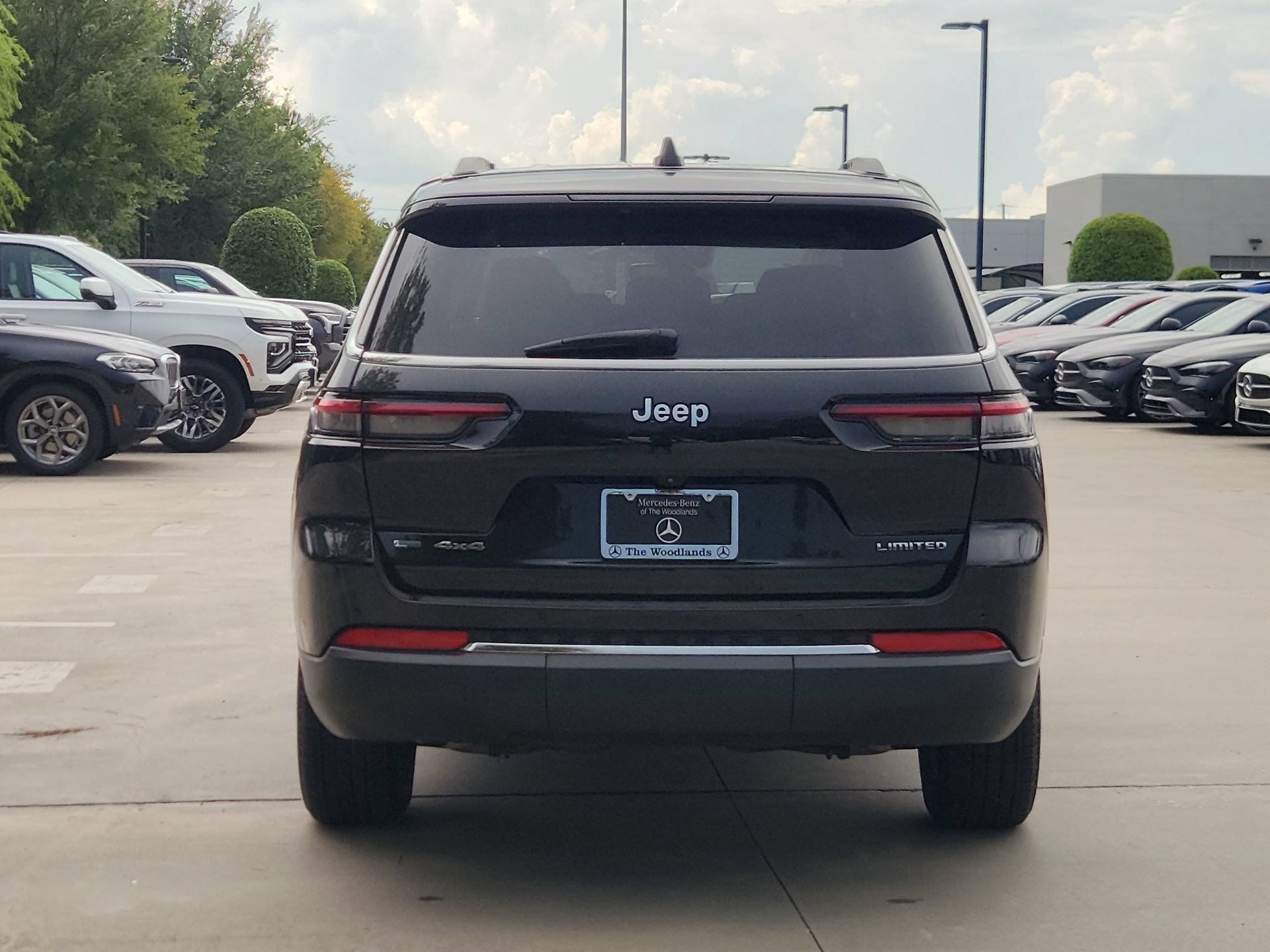 Used 2021 Jeep Grand Cherokee L Limited AWD/4WD image 8