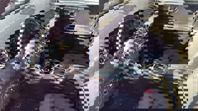 Certified 2025 Mercedes-Benz GLB 250 4MATIC image 28