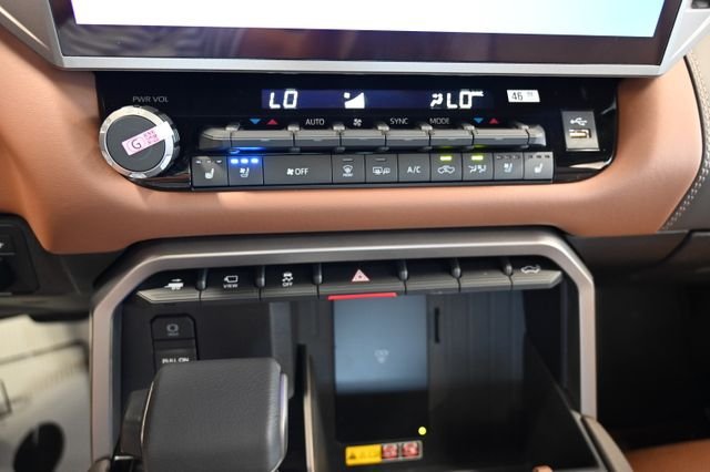 New 2026 Toyota Tundra 1794 Edition AWD/4WD image 19