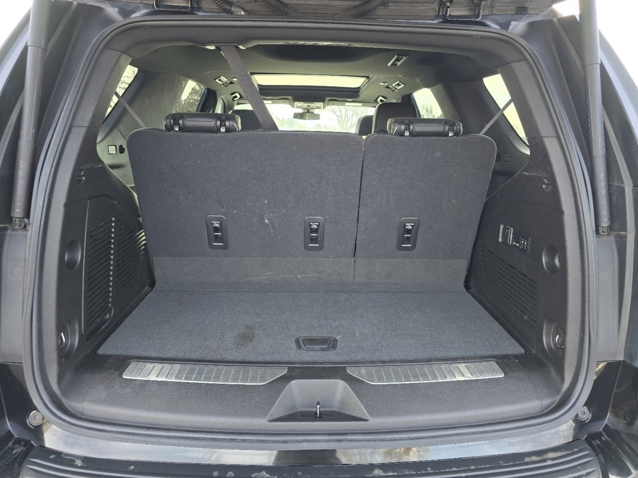 Used 2021 Chevrolet Tahoe Premier image 21