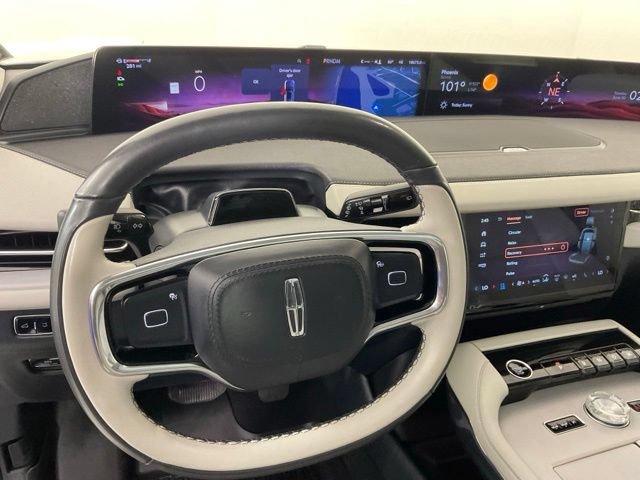 Used 2025 Lincoln Navigator L Reserve AWD/4WD image 19