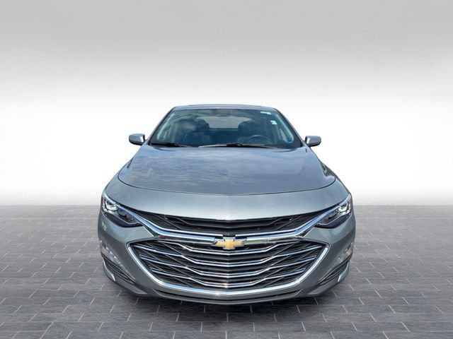 Used 2024 Chevrolet Malibu LT FWD image 2