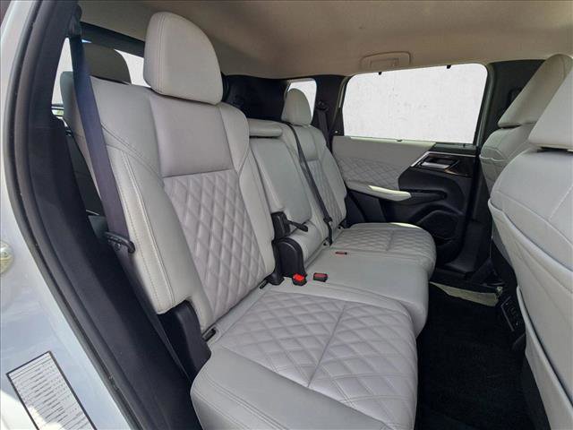 Used 2024 Mitsubishi Outlander SEL image 20