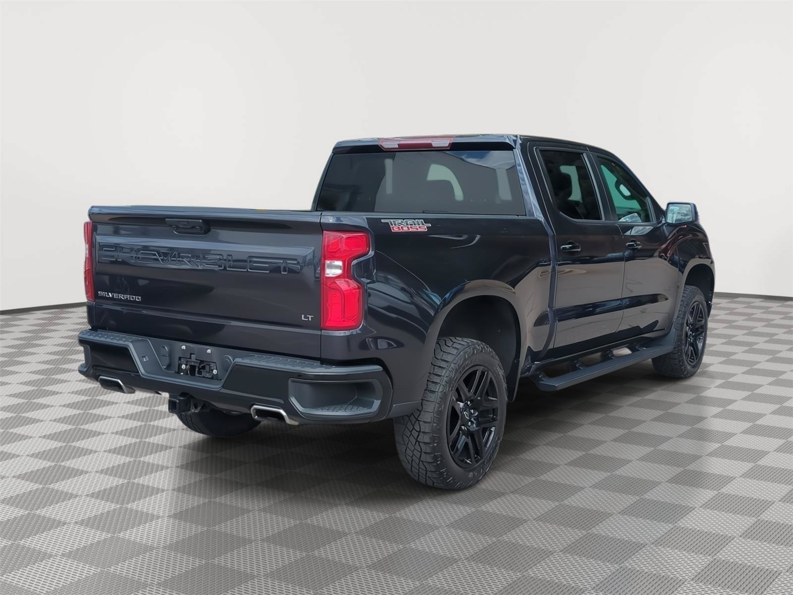 Used 2023 Chevrolet Silverado 1500 LT Trail Boss w/ Protection Package AWD/4WD image 6