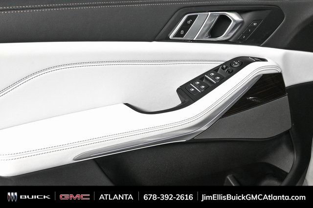 Used 2024 BMW X5 xDrive40i w/ Premium Package image 7