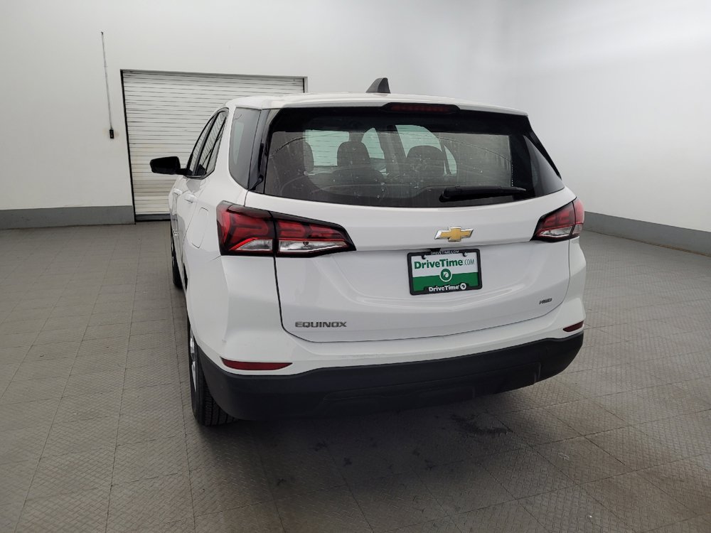 Used 2023 Chevrolet Equinox LS AWD/4WD image 6
