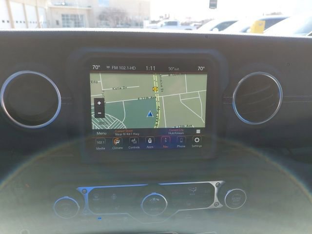 Used 2023 Jeep Wrangler Unlimited Sahara w/ Cold Weather Group image 18