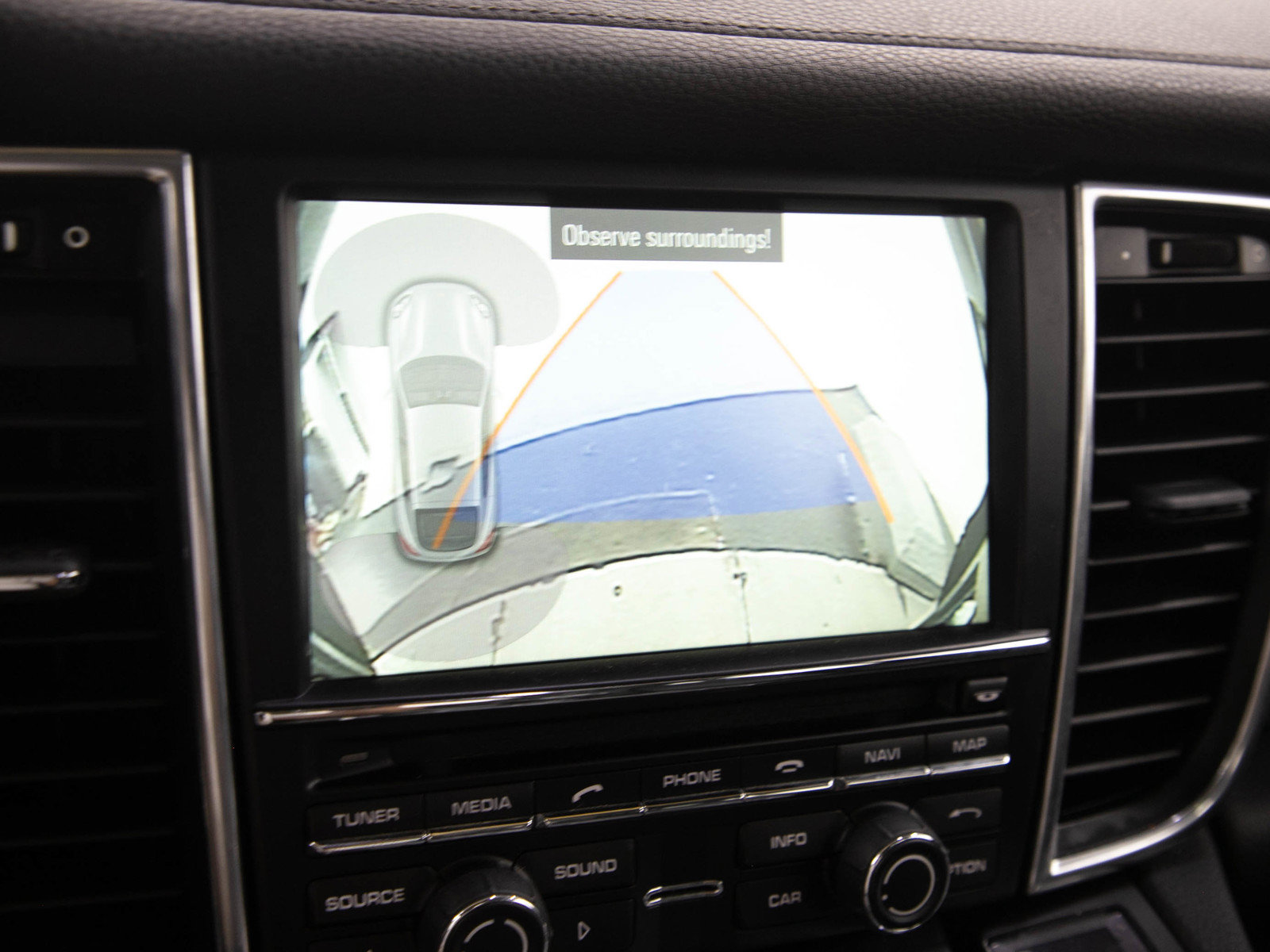 Used 2014 Porsche Panamera 4 w/ Bose Audio Package AWD/4WD image 28
