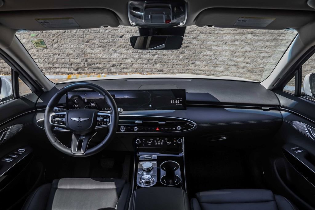 Used 2026 Genesis GV70 2.5T AWD/4WD image 24