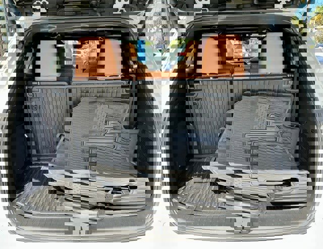 Used 2025 Toyota Highlander Platinum image 14