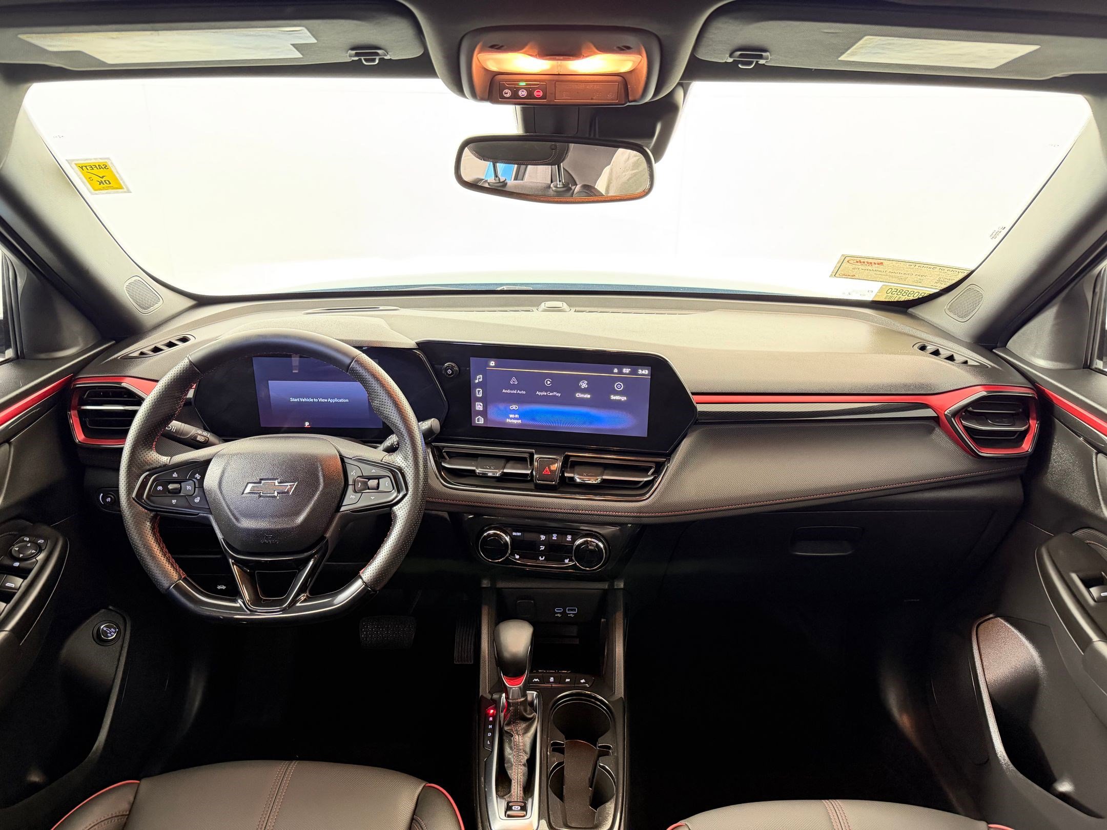 Used 2025 Chevrolet TrailBlazer RS w/ Convenience Package image 13