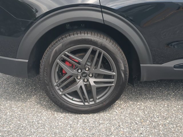 New 2026 Ford Explorer ST RWD image 12