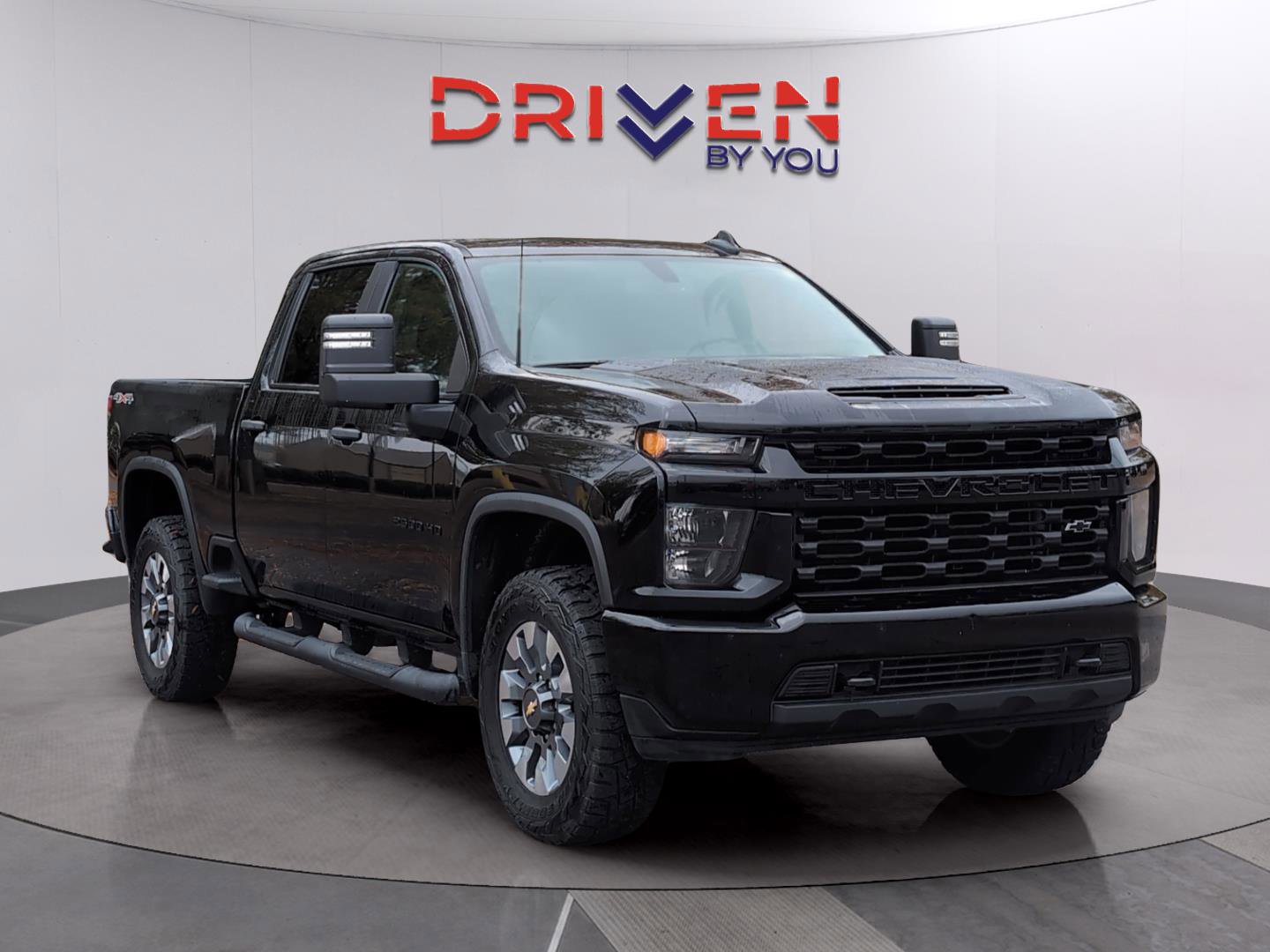 Used 2023 Chevrolet Silverado 2500 Custom w/ Custom Value Package image 7