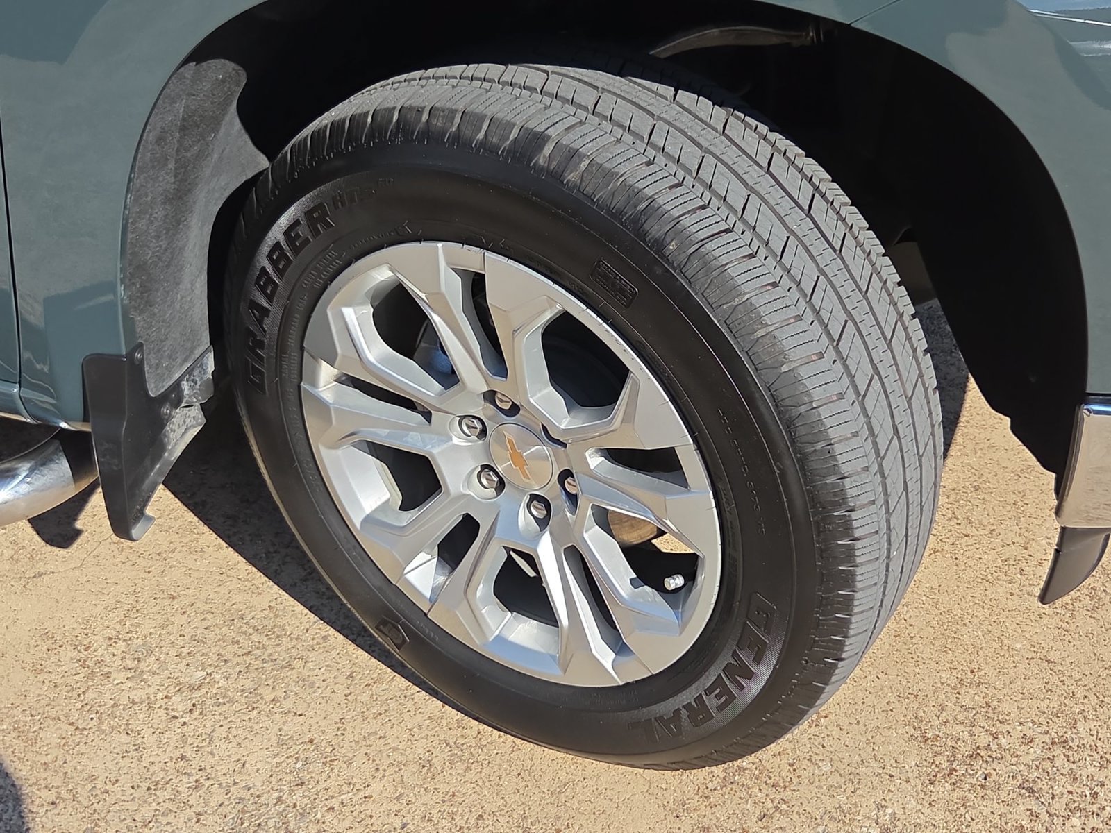 Used 2025 Chevrolet Silverado 1500 LTZ RWD image 33