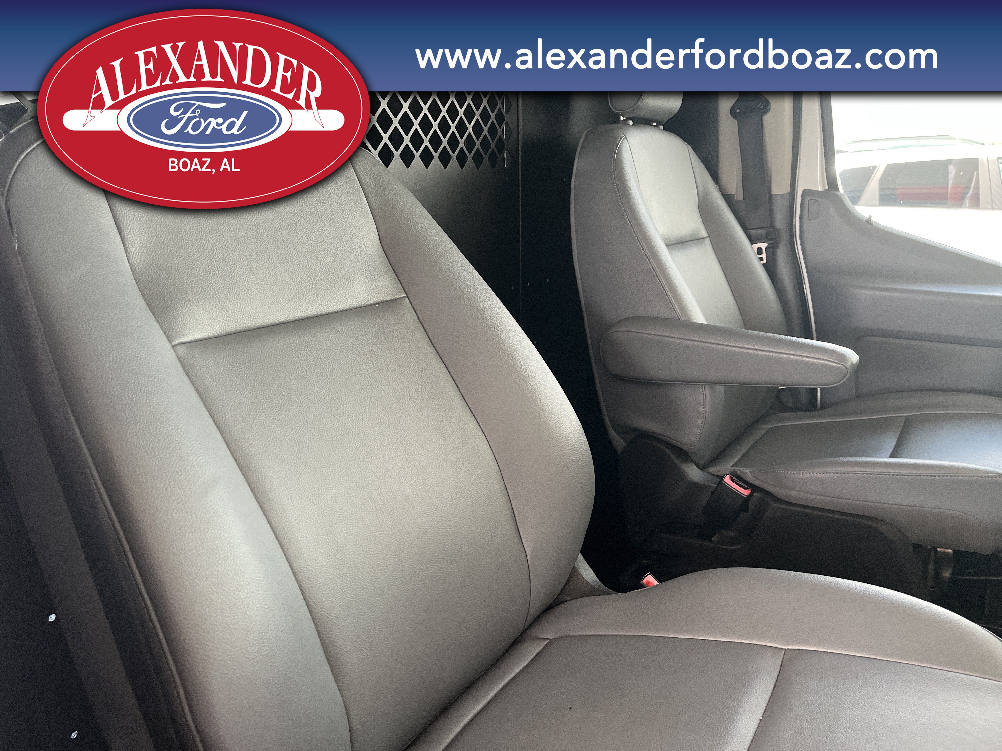 Used 2019 Ford Transit 150 130 Low Roof RWD image 15