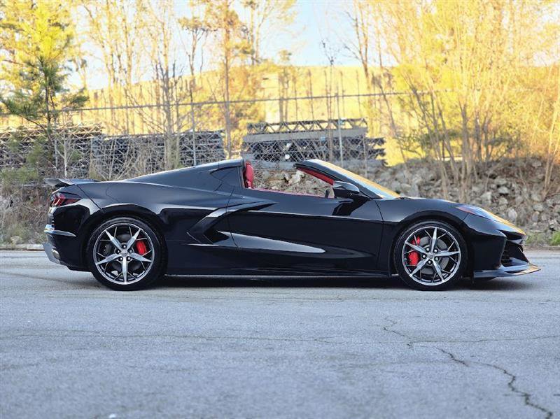 Used 2023 Chevrolet Corvette Stingray Premium Cpe w/ Z51 Performance Package RWD image 11