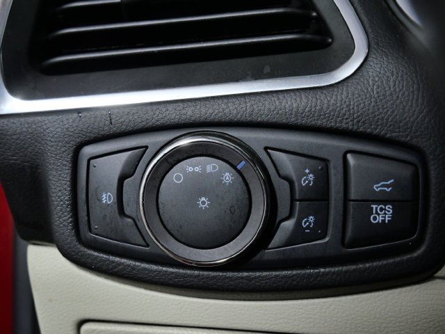 Certified 2019 Ford Edge Titanium FWD image 25