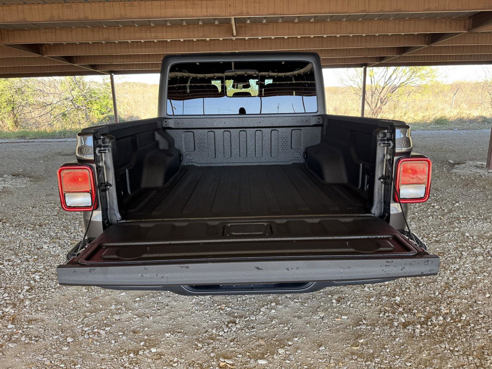 New 2026 Jeep Gladiator Sport image 28