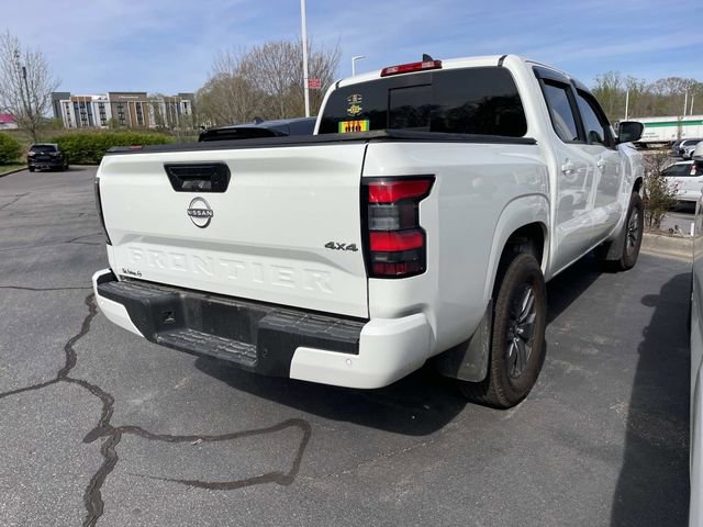 Used 2025 Nissan Frontier SV image 4