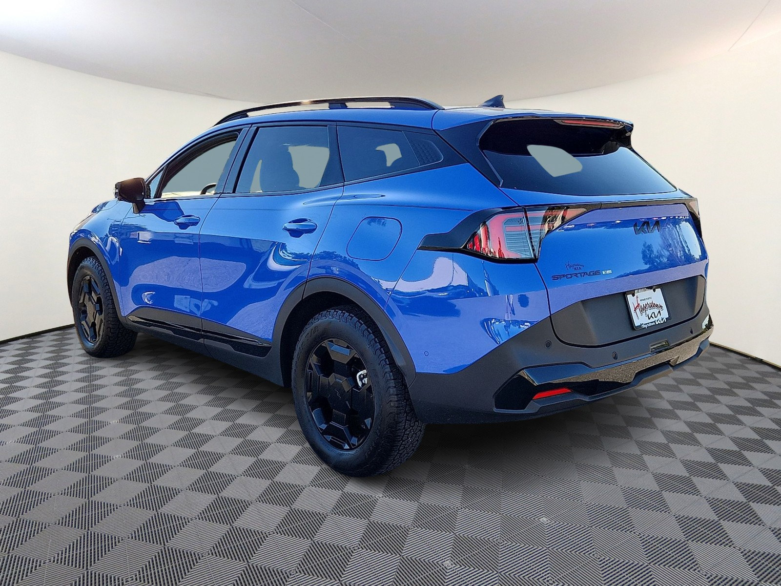 Certified 2026 Kia Sportage X-Pro Prestige AWD/4WD image 4