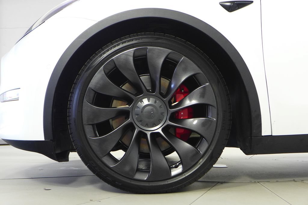 Used 2022 Tesla Model Y Performance AWD/4WD image 5