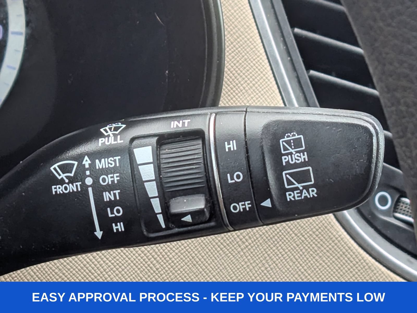 Used 2019 Hyundai Santa Fe XL SE FWD image 38