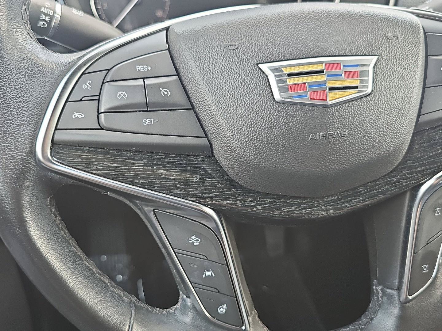 Certified 2023 Cadillac XT5 Premium Luxury AWD/4WD image 23