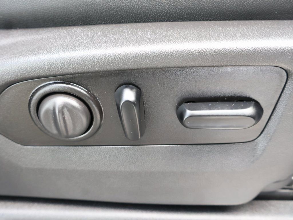 Certified 2021 GMC Sierra 1500 AT4 w/ Technology Package image 44