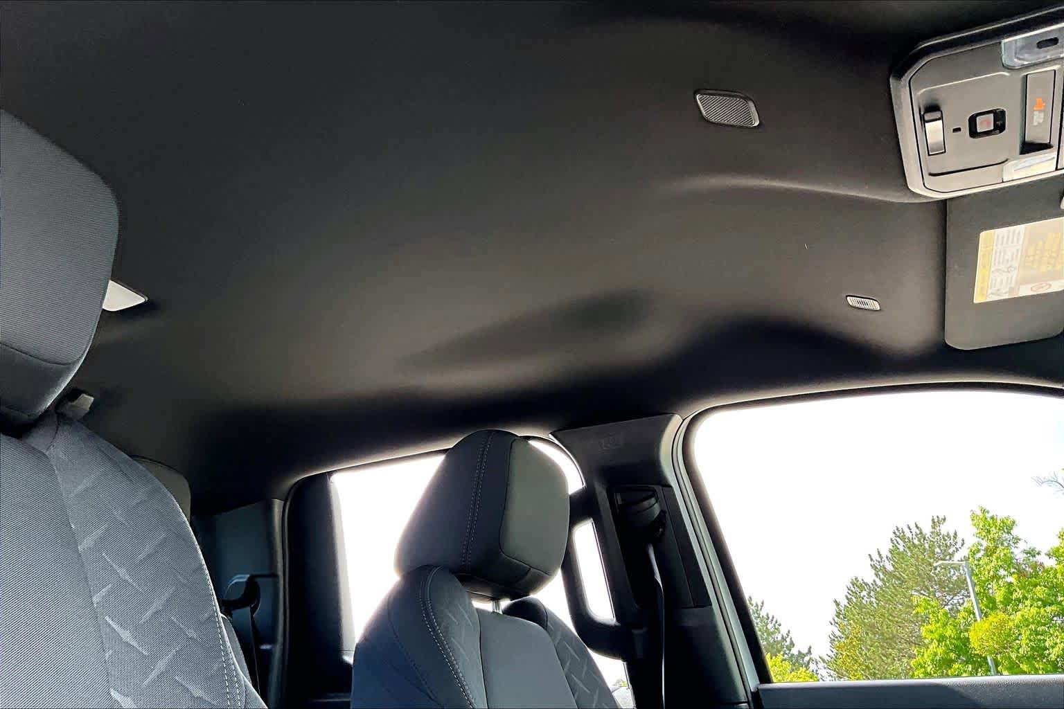 Used 2024 Toyota Tacoma SR5 AWD/4WD image 13