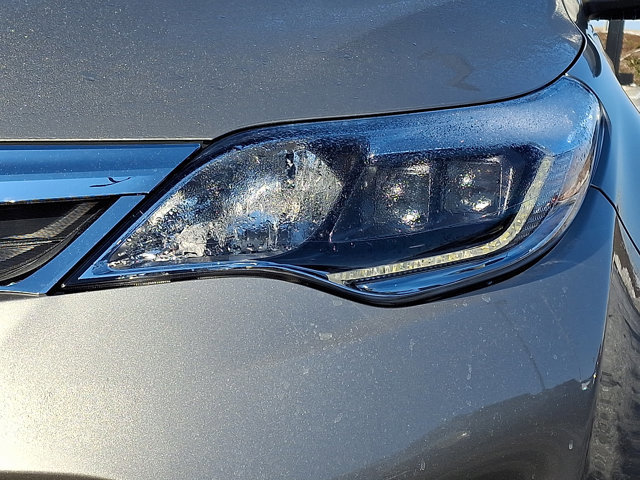 Used 2015 Toyota Avalon Limited image 10