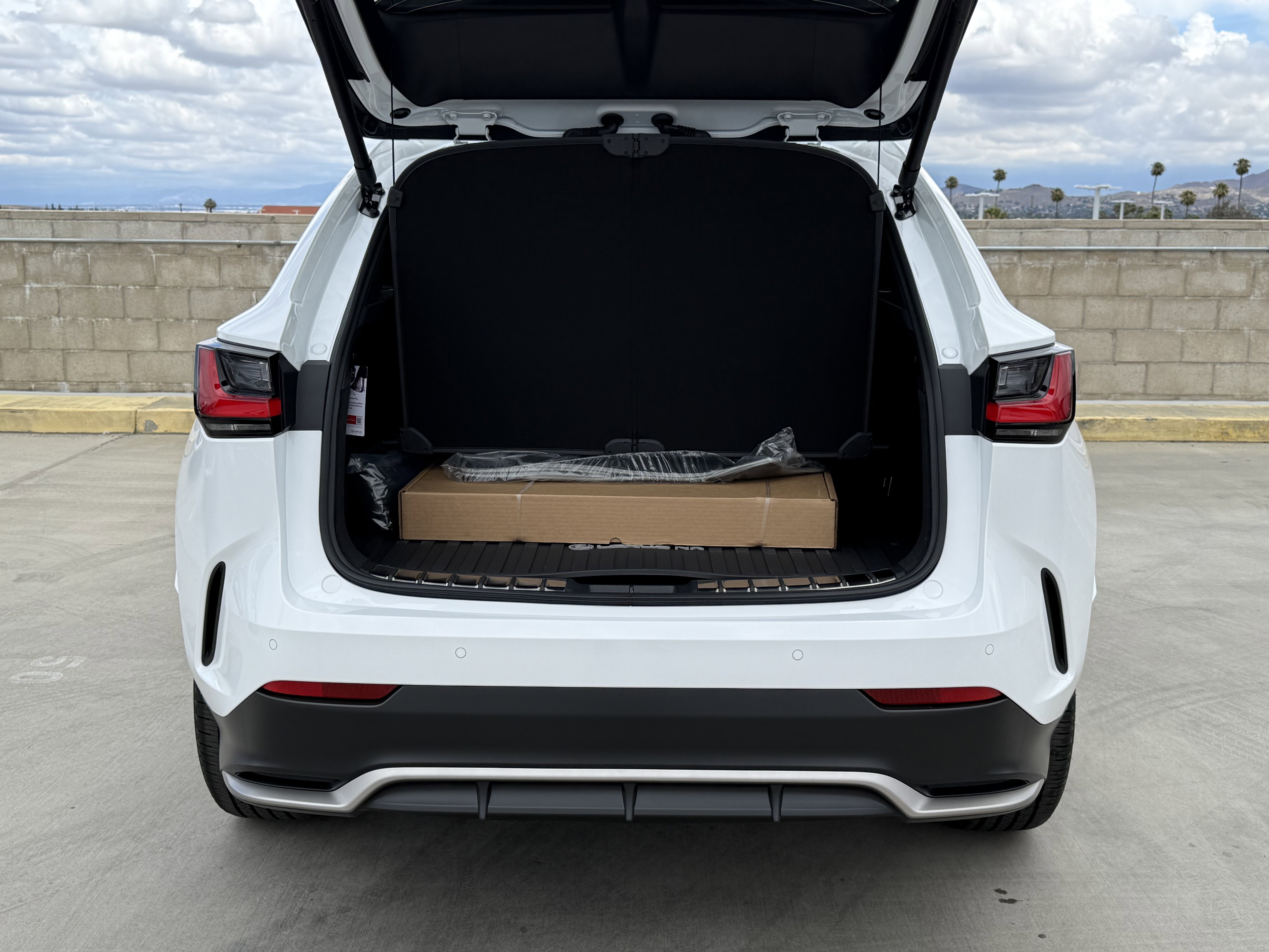 New 2026 Lexus NX 350h F Sport AWD/4WD image 13