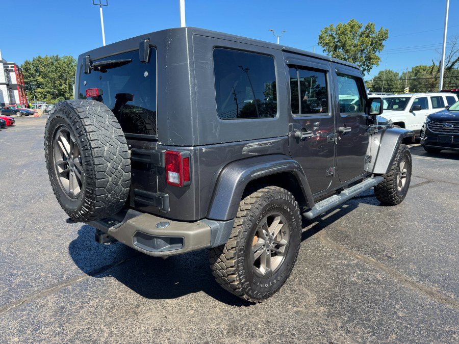 Used 2017 Jeep Wrangler Unlimited Sahara AWD/4WD image 5