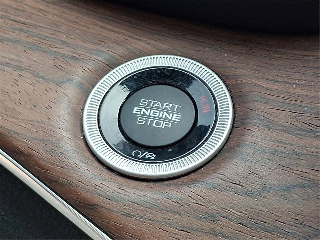 Used 2023 Jeep Grand Cherokee L Summit w/ Luxury Tech Group V image 25