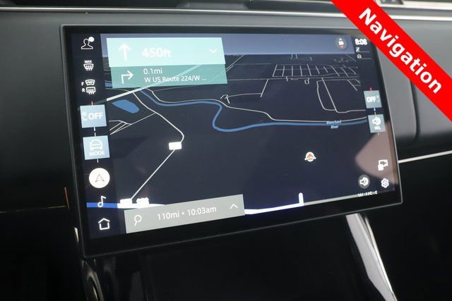 Used 2025 Land Rover Range Rover Sport SE image 4