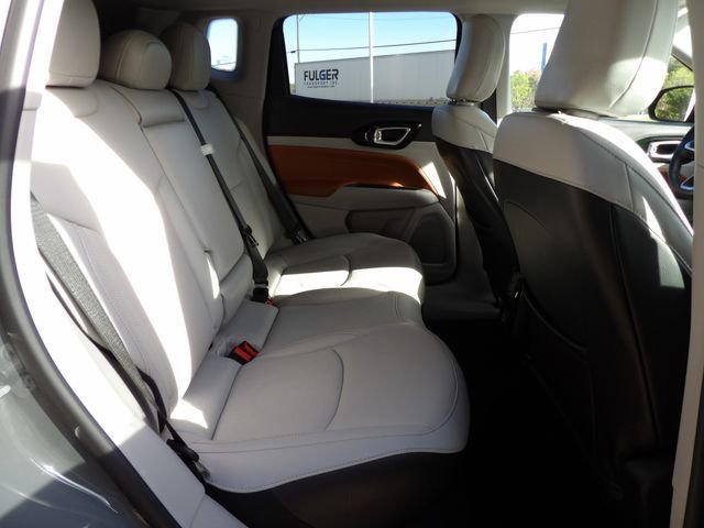 Used 2022 Jeep Compass Limited image 9