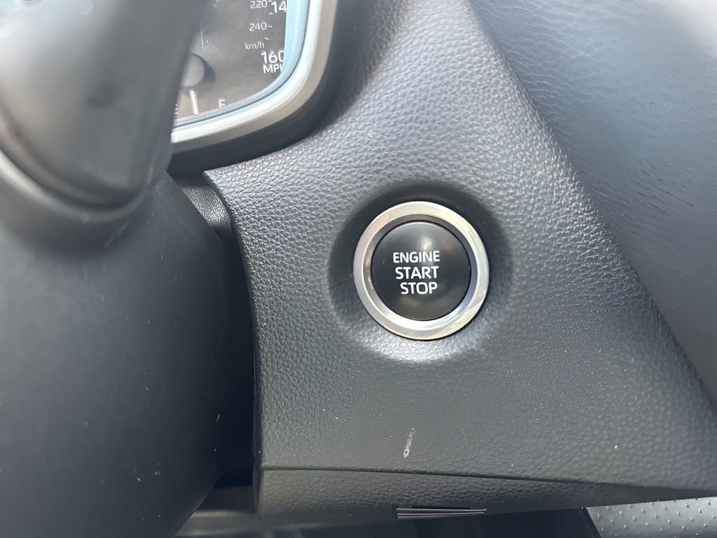Used 2023 Toyota Corolla SE image 19